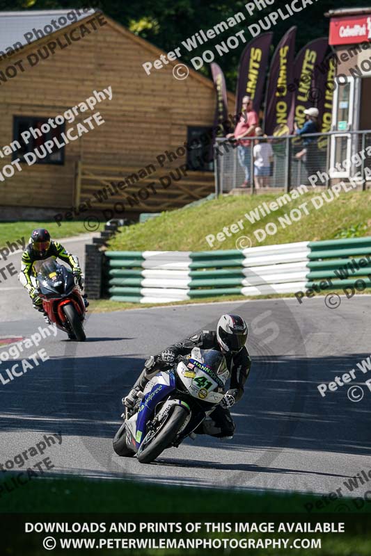 cadwell no limits trackday;cadwell park;cadwell park photographs;cadwell trackday photographs;enduro digital images;event digital images;eventdigitalimages;no limits trackdays;peter wileman photography;racing digital images;trackday digital images;trackday photos